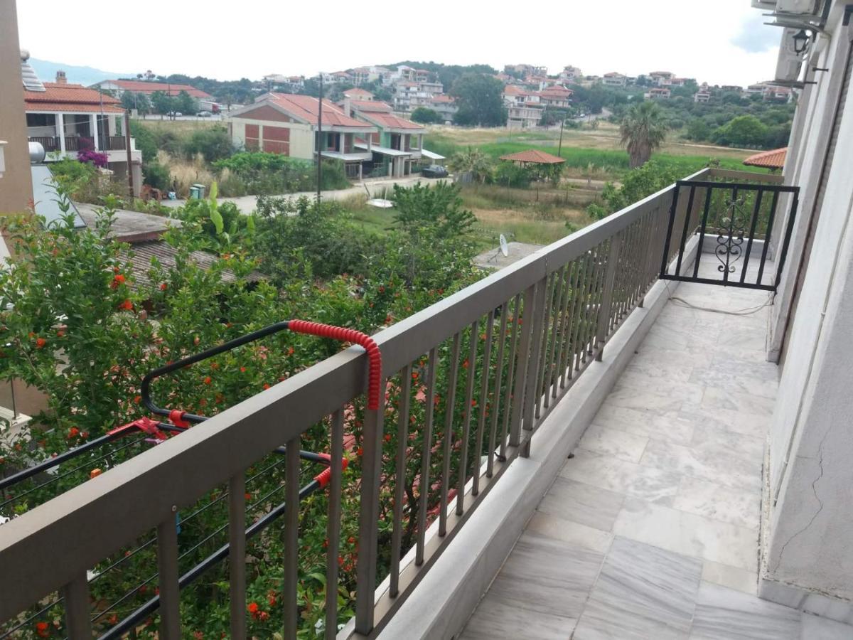 P.A.G Apartments Nea Roda Exterior foto