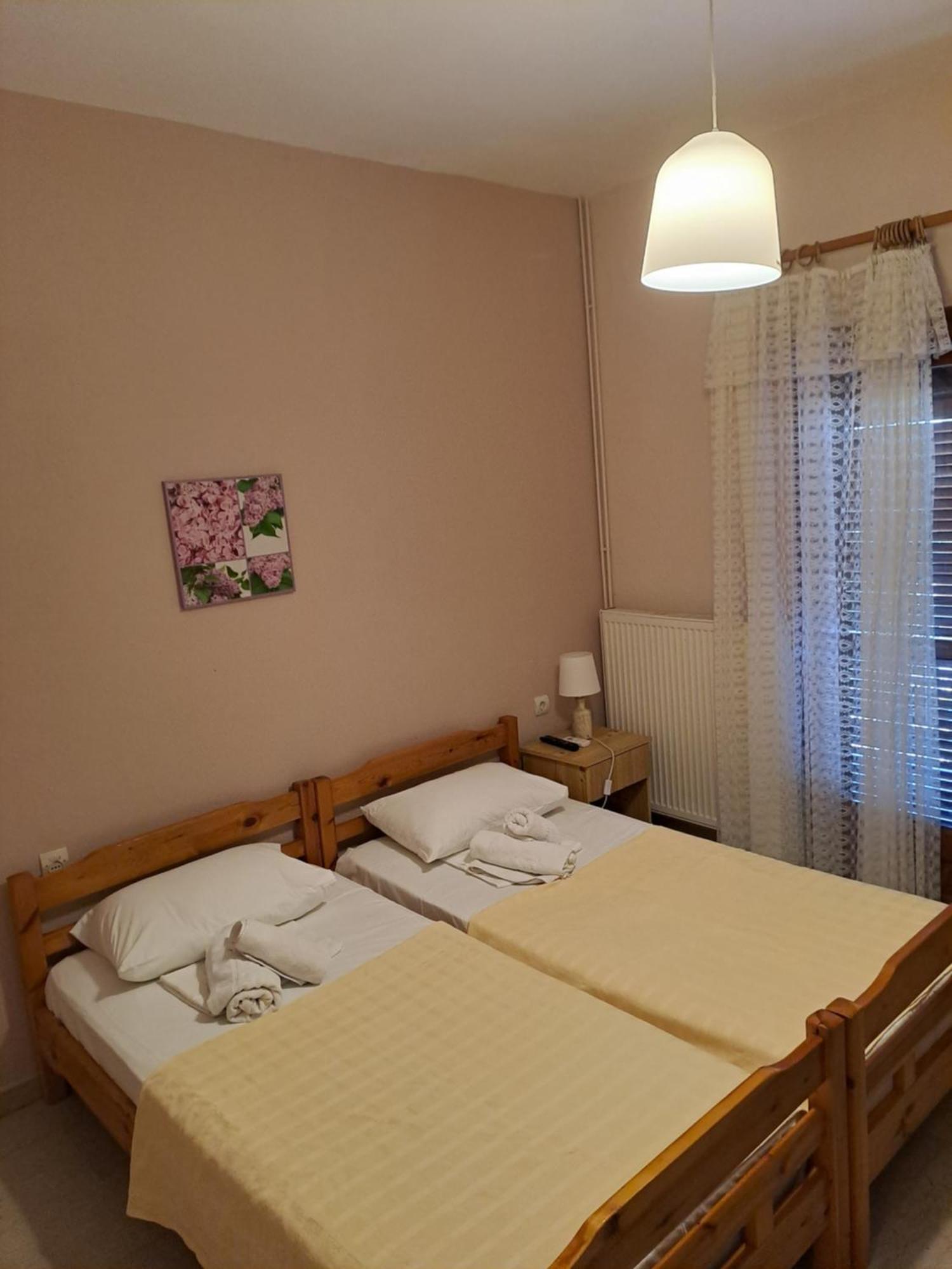 P.A.G Apartments Nea Roda Zimmer foto